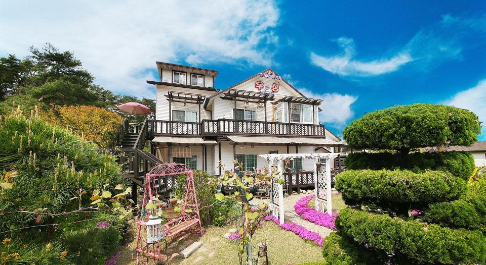 Gyeongpo Woosung Pension Gangneung Exteriör bild